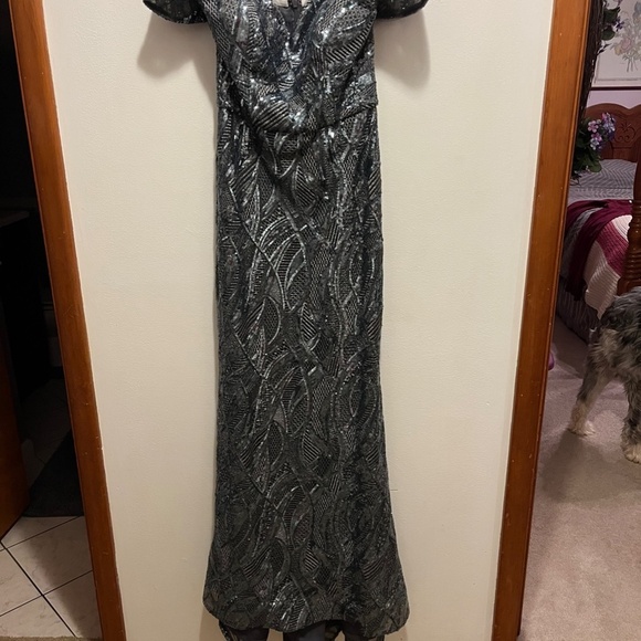 🔥TAKING BEST OFFER🔥Christina Wu Elegance Dress #17031 - Picture 2 of 11
